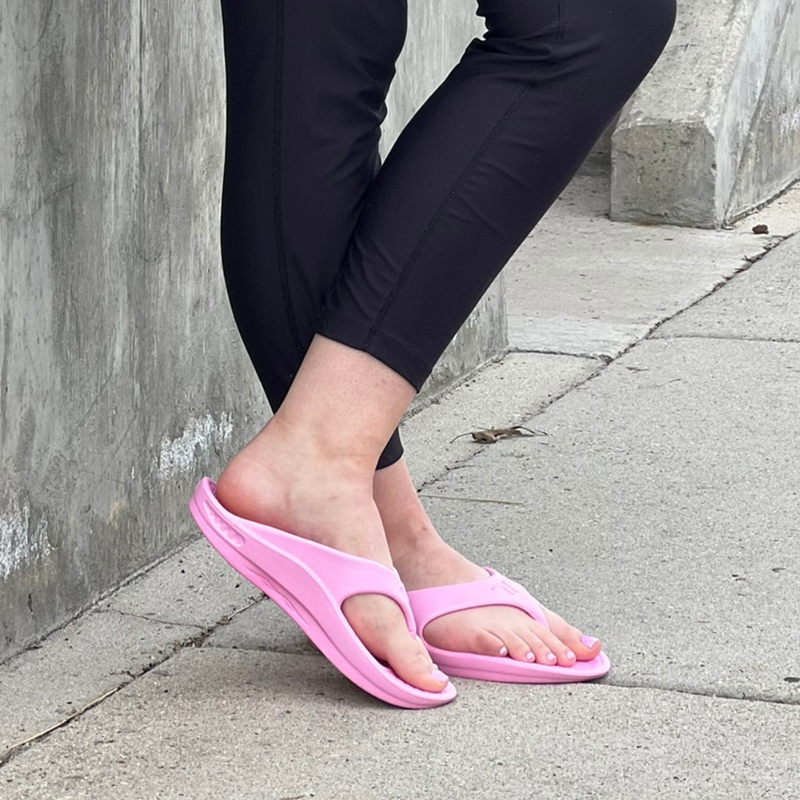 Mens pink flip flops sales